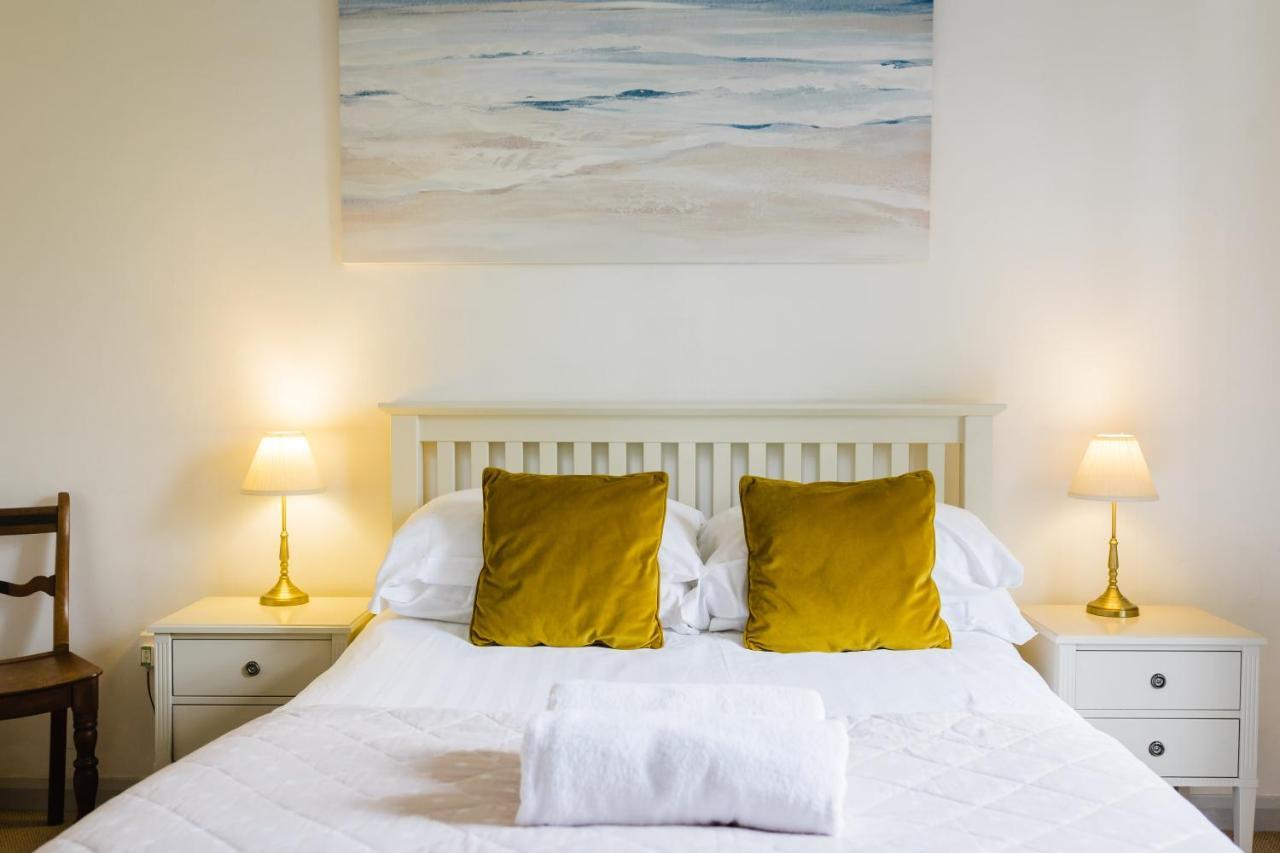May Tree Cottage Manorbier 5 Mins From The Beach Sleeps 4 Exterior foto